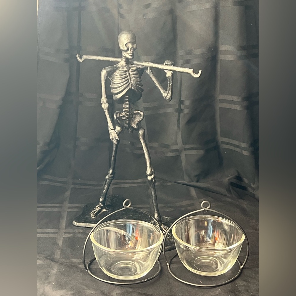 NWOB Pottery Barn Walking Dead Skeleton Double Snack Server 🦴 Condiment Set 💀 - Picture 8 of 10
